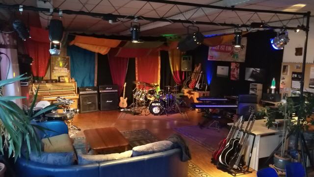 MULTIPLE MIND STUDIO